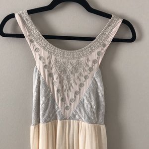 Light and flowy maxi dress